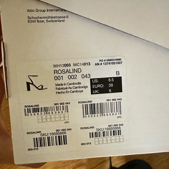 Pillow Walk Heels - Picture 6 of 6